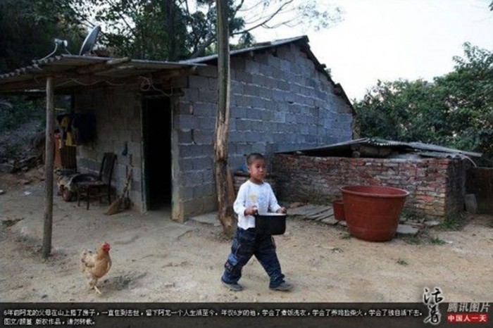 Мальчик в свои 6 лет живет один и самостоятельно ведёт хозяйство