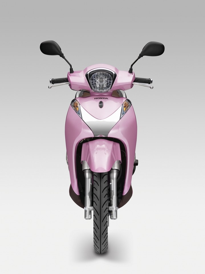 Новый скутер Honda SH Mode 125 2013