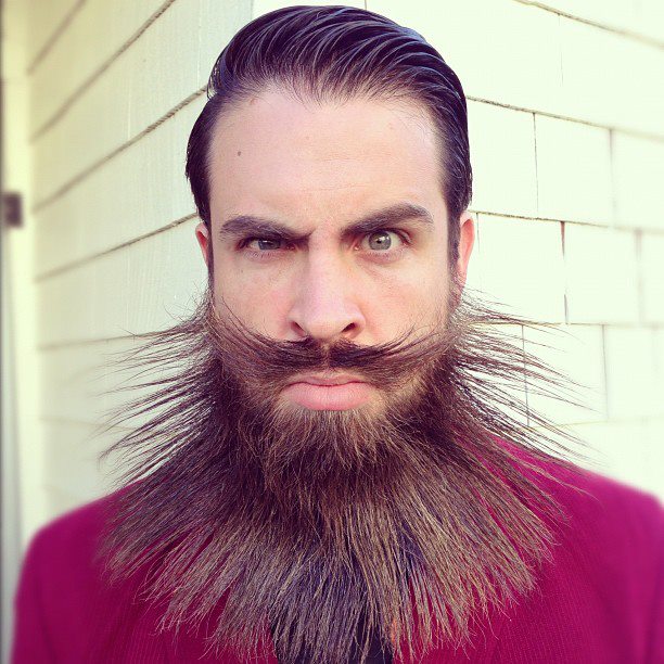 Что можно сделать с мужской бородой