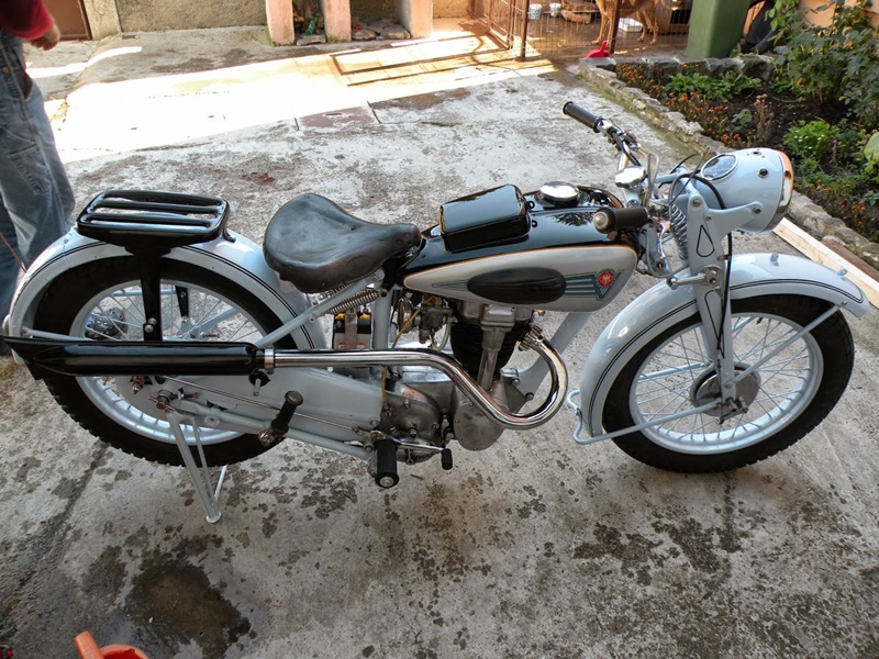 Отреставрированный мотоцикл Victoria K35 1935