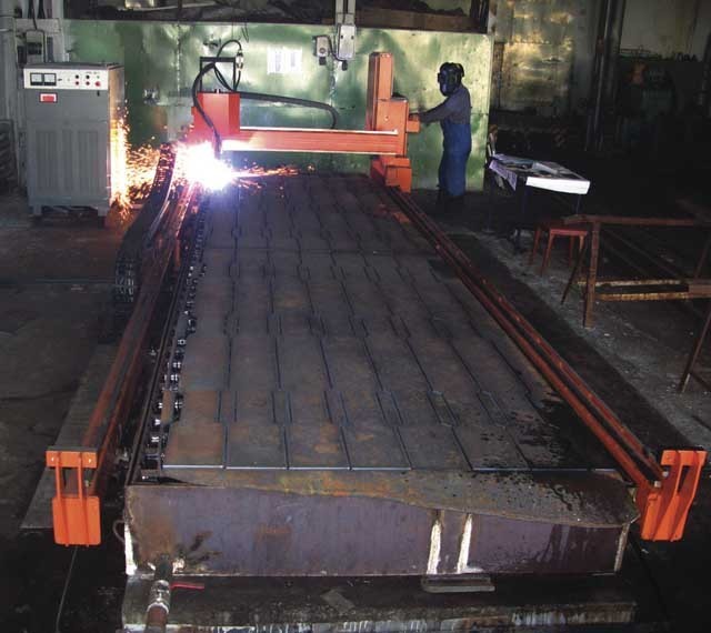 new plasma cutting machine, MMP acquired in 2010, allows you to cut out parts washing equipment with the highest quality