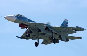 Российские истребители возобновили тренировки в Крыму