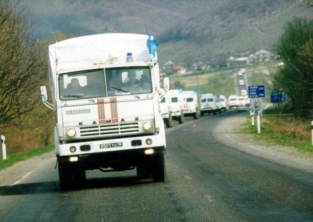 Российская колонна с гуманитарной помощью была пропущена в Косово