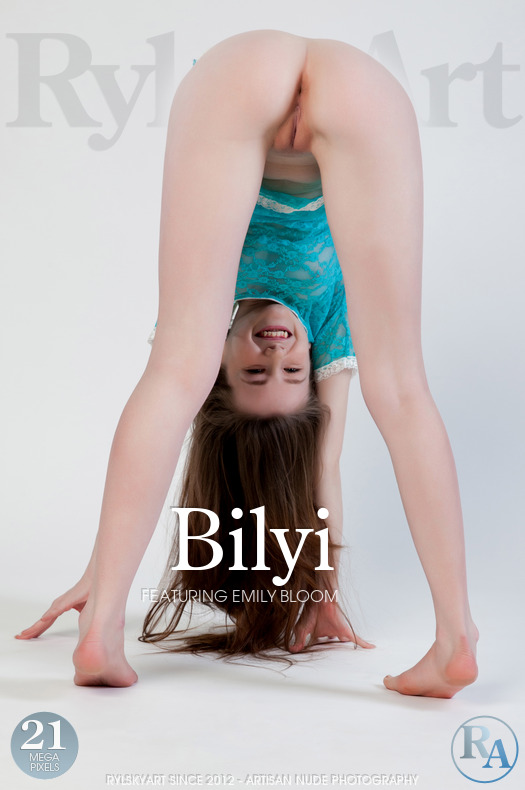 [RylskyArt] 2013-11-06 Emily Bloom - Bilyi [74  / Hi-Res]