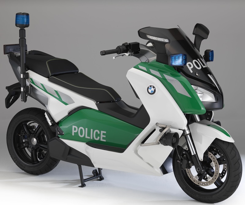 Полицейские мотоциклы BMW:  R1200RT, F800GT, F700GS, K1600GT, C600 Sport и C Evolution