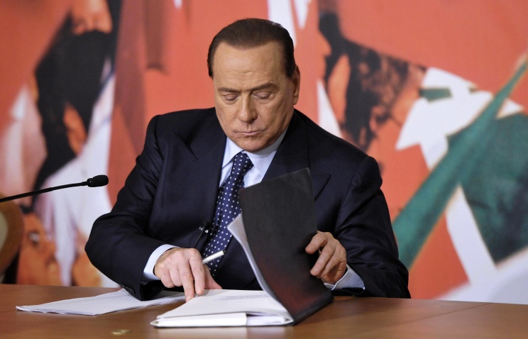 Сенат парламента Италии проголосует по вопросу исключения Берлускони из своего состава