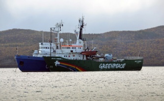 В Greenpeace не исключают, что будут добиваться компенсации за простой Arctic Sunrise
