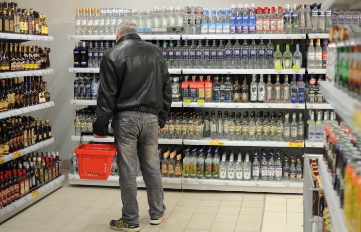 Минимальная цена за пол-литра водки в рознице может повыситься до 199 рублей