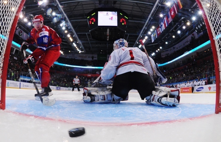 Молодежная сборная России по хоккею победила в пятом матче Суперсерии в Канаде