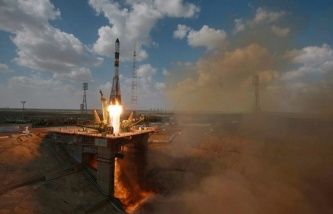 "Прогресс М-21М" успешно пристыковался к МКС при помощи новой системы сближения