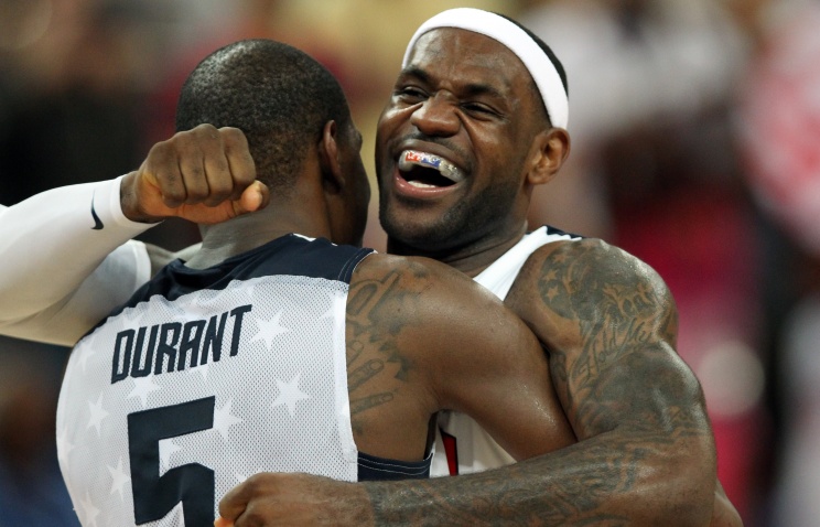 Леброн Джеймс и Кевин Дюрант названы лучшими игроками недели в НБА