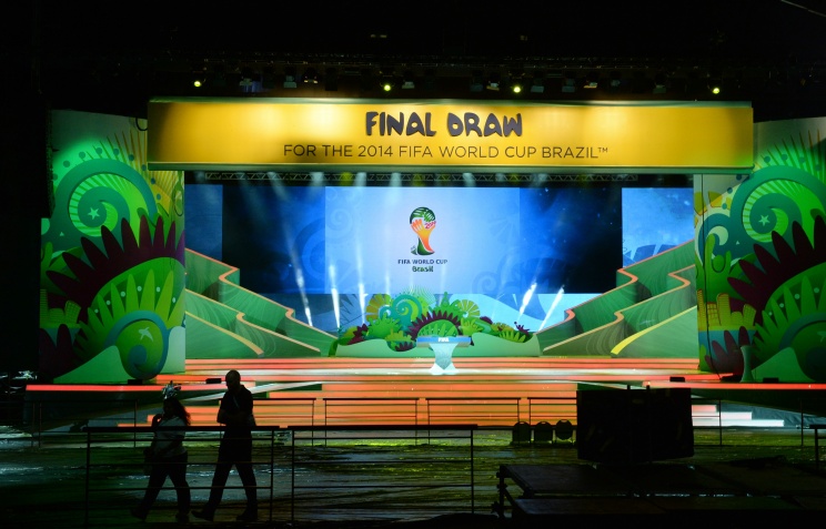В Бразилии пройдет жеребьевка финального турнира чемпионата мира по футболу 2014 года