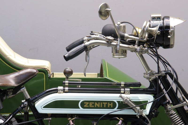 Старинный мотоцикл Zenith Gradua 1912
