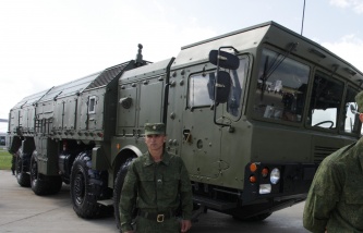 Министр обороны Латвии обеспокоен размещением ракетных дивизионов "Искандер"