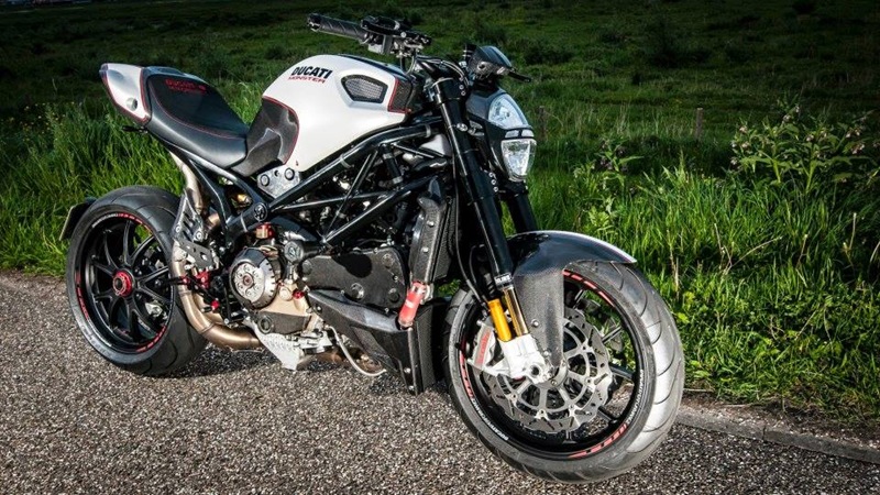 Мотоцикл Ducati Monster RR