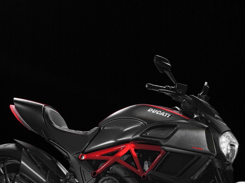 Новый мотоцикл Ducati Diavel 2014 (47 фото)