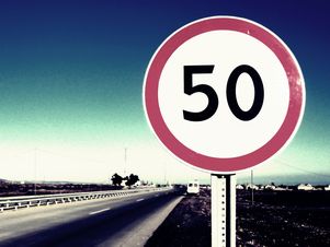 В Гвинее установлено ограничение скорости Двадцать км/ч