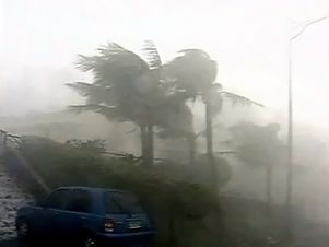 На Гаити, Ямайку и Кубу надвигается тропический шторм 