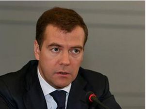 Медведев подписал закон о первой помощи