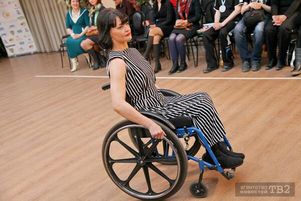 Дизайнеры представят в Москве коллекцию одежды для инвалидов