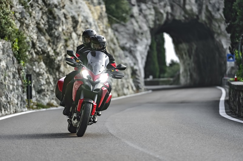 Фото | Новый Ducati Multistrada 1200 S Touring D-Air 2015