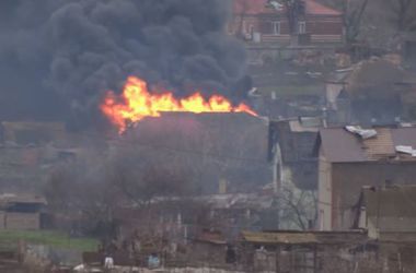 Боевики вблизи Новотошковки обстреляли жилые дома: погибла женщина