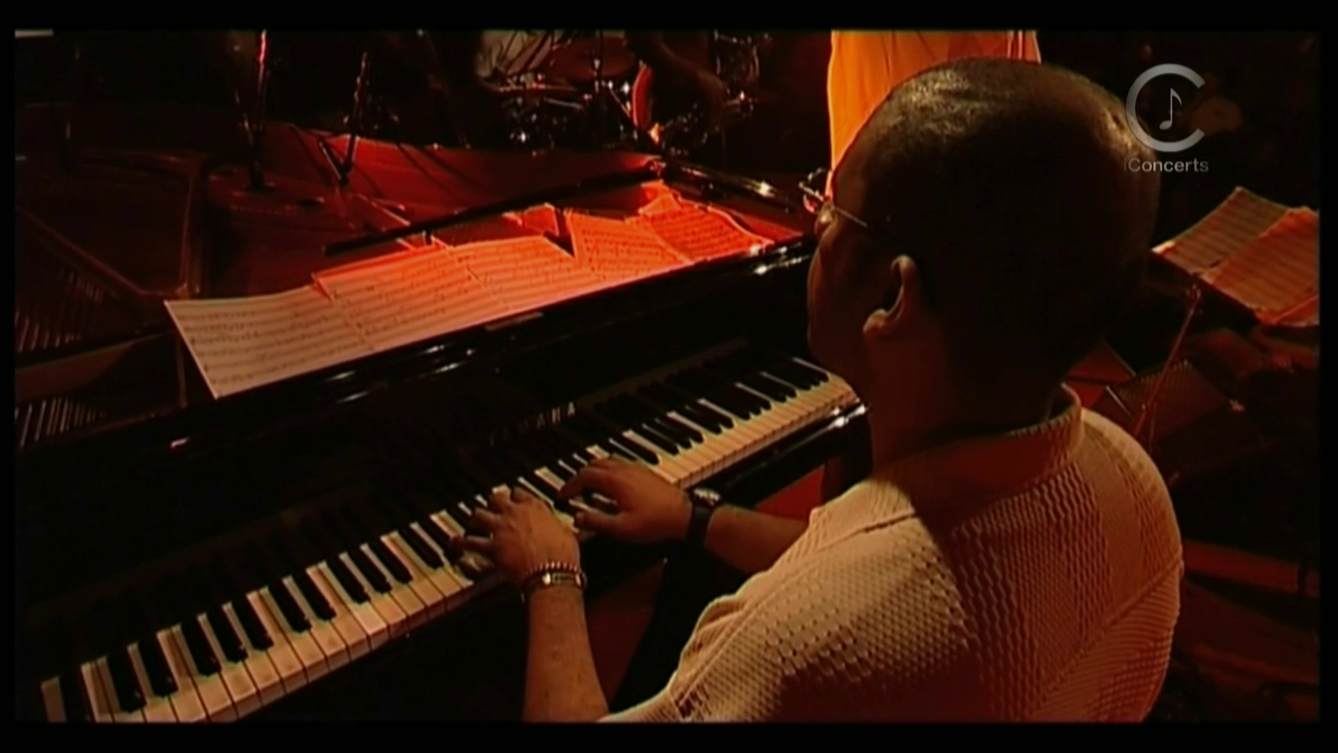 2002 Ravi Coltrane Quintet - Live in Paris [HDTV 1080p] 8