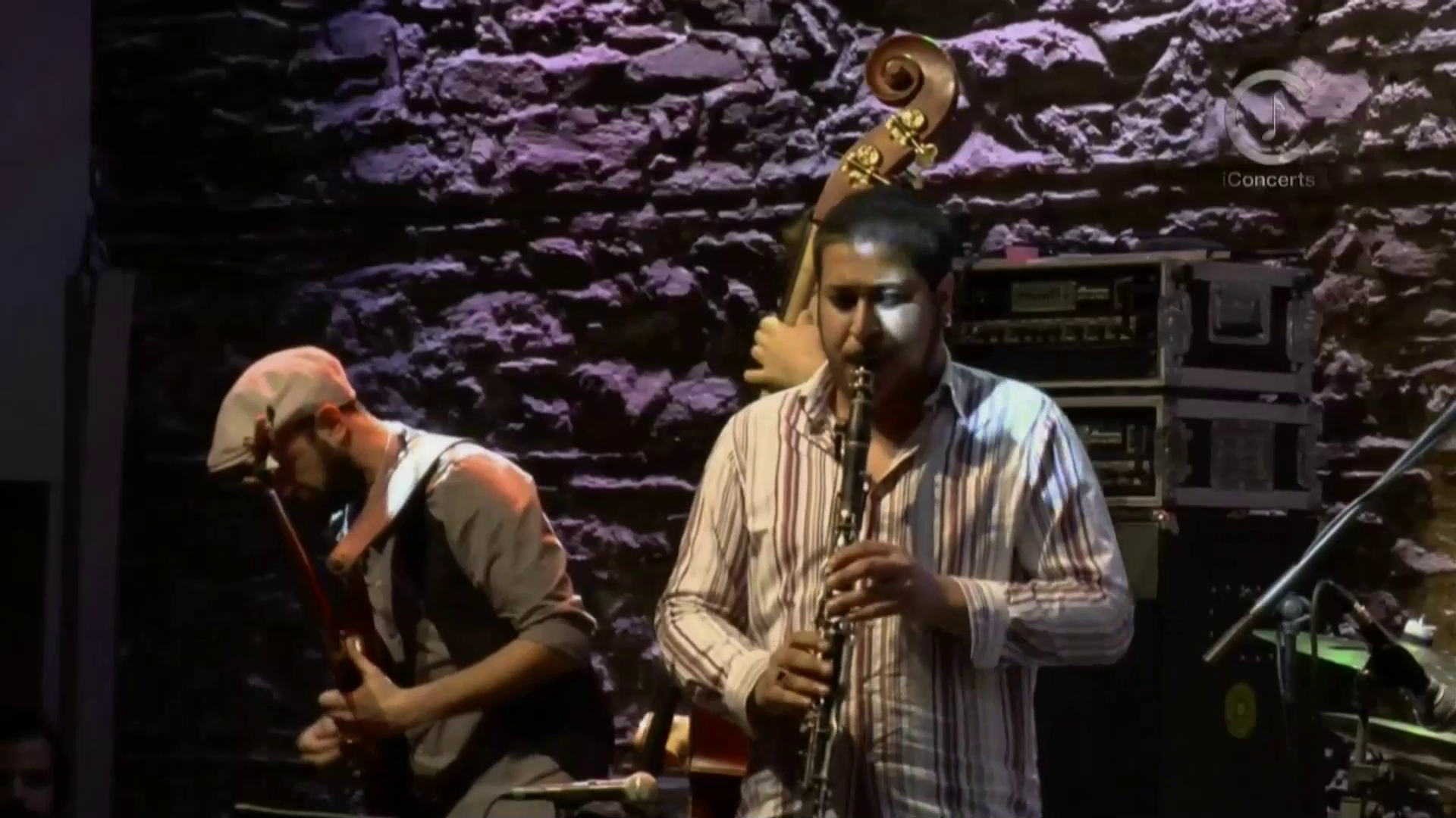 2010 Ilhan Ersahin - JazzMix Festival a Istanbul, Live at Babylone [HDTV 1080p] 7